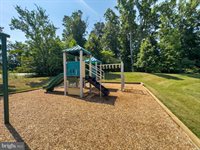 43342 Coton Commons Drive, Leesburg, VA 20176