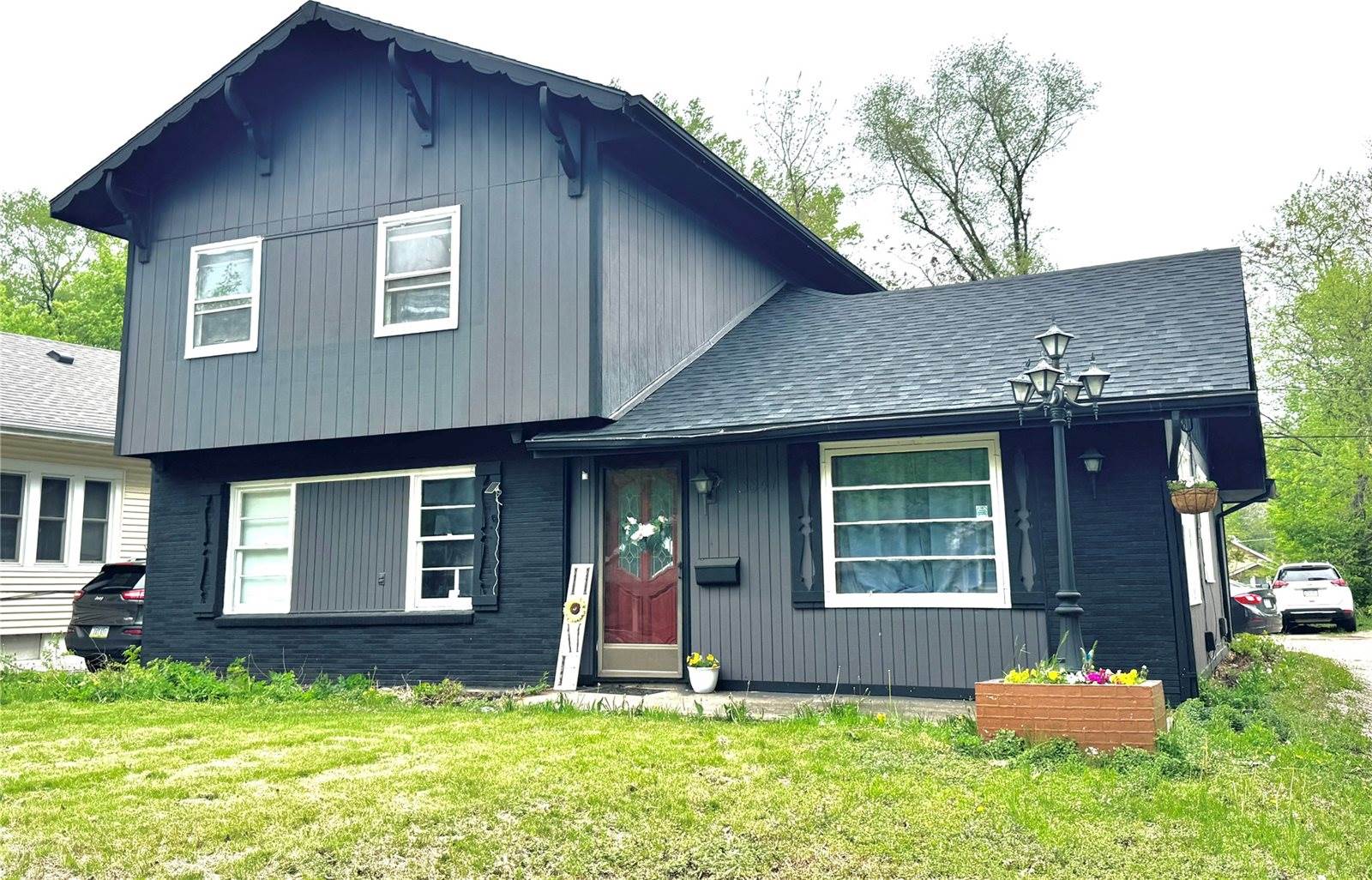 3841 Columbia Street, Des Moines, IA 50313