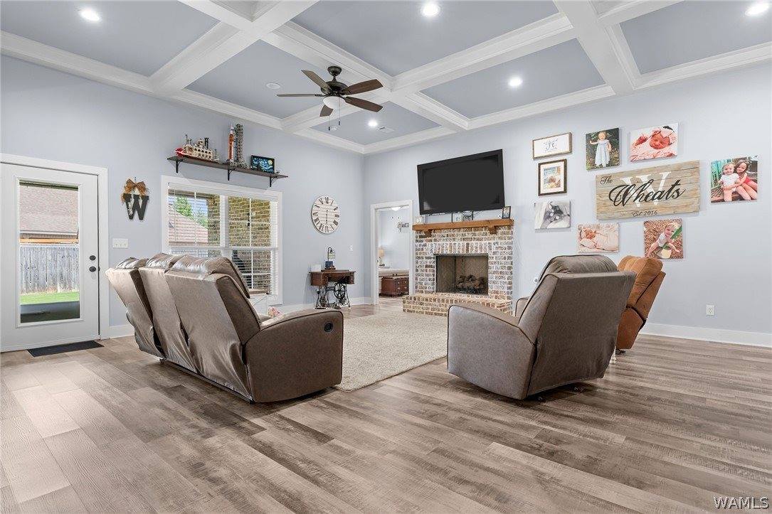 11958 Glen Ridge Boulevard, Moundville, AL 35474