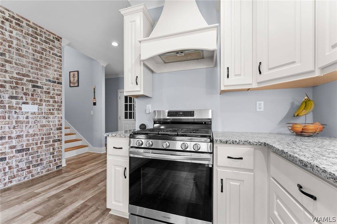 11958 Glen Ridge Boulevard, Moundville, AL 35474
