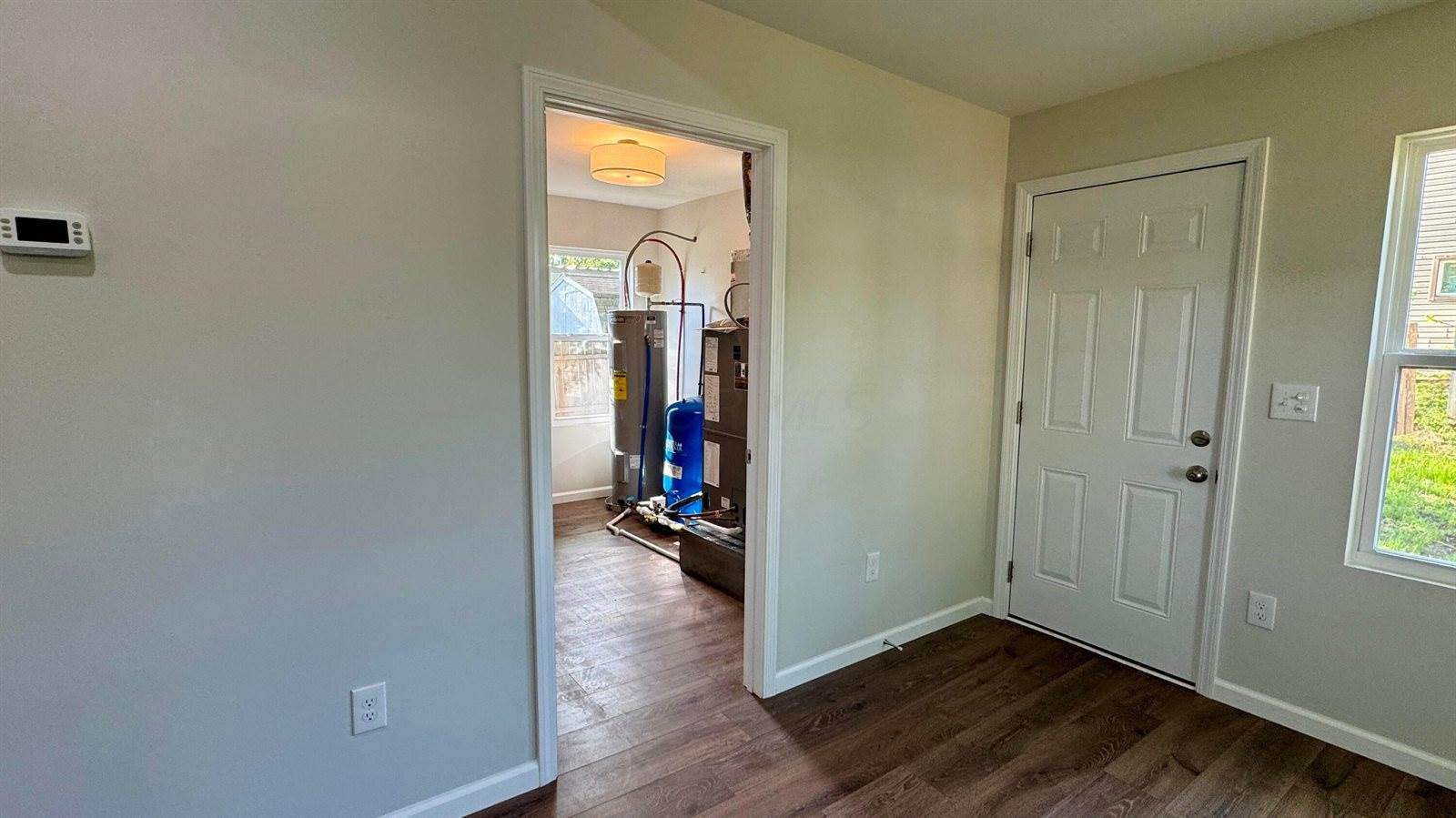 54 4th Street, Buckeye Lake, OH 43008
