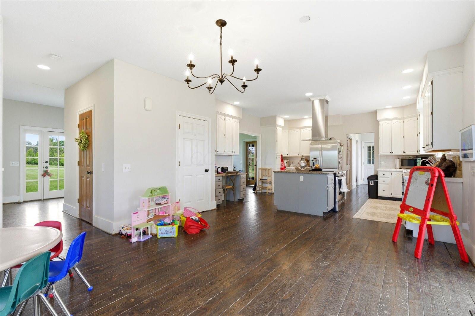 4011 Gale Road, Granville, OH 43023
