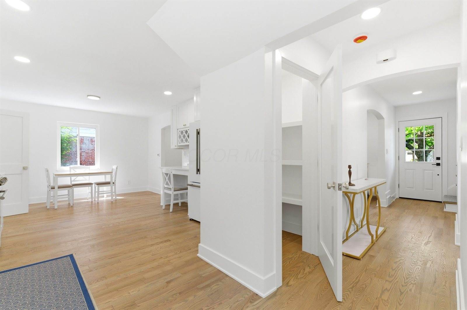 1956 Glenn Avenue, Columbus, OH 43212