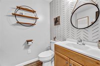 36 Pineland Street, Lewiston, ME 04240