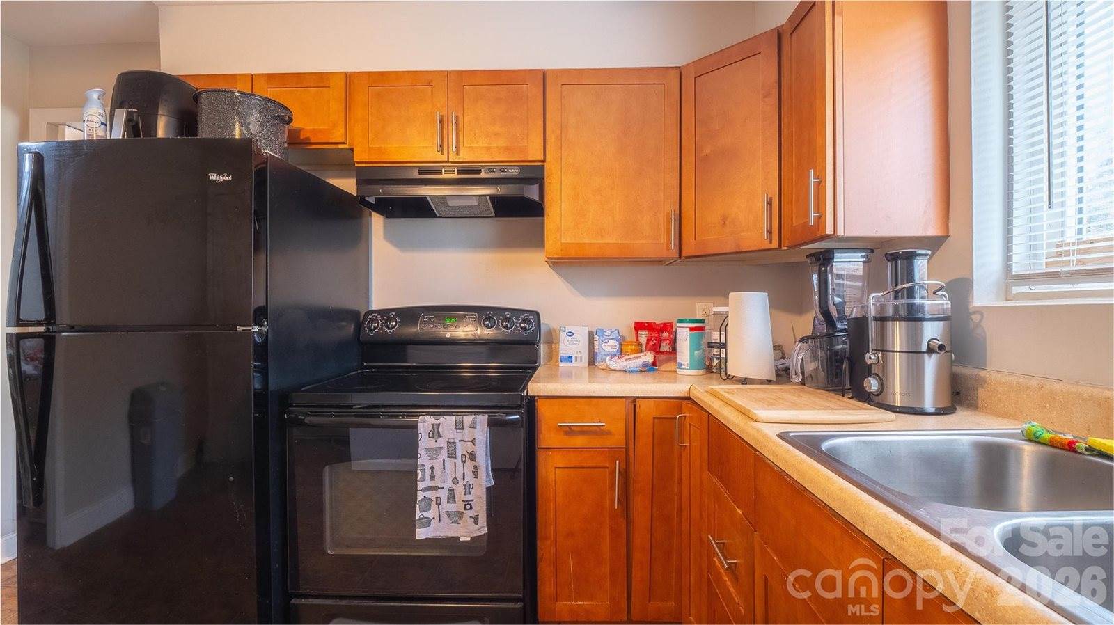 1211 Campus Street, Charlotte, NC 28216