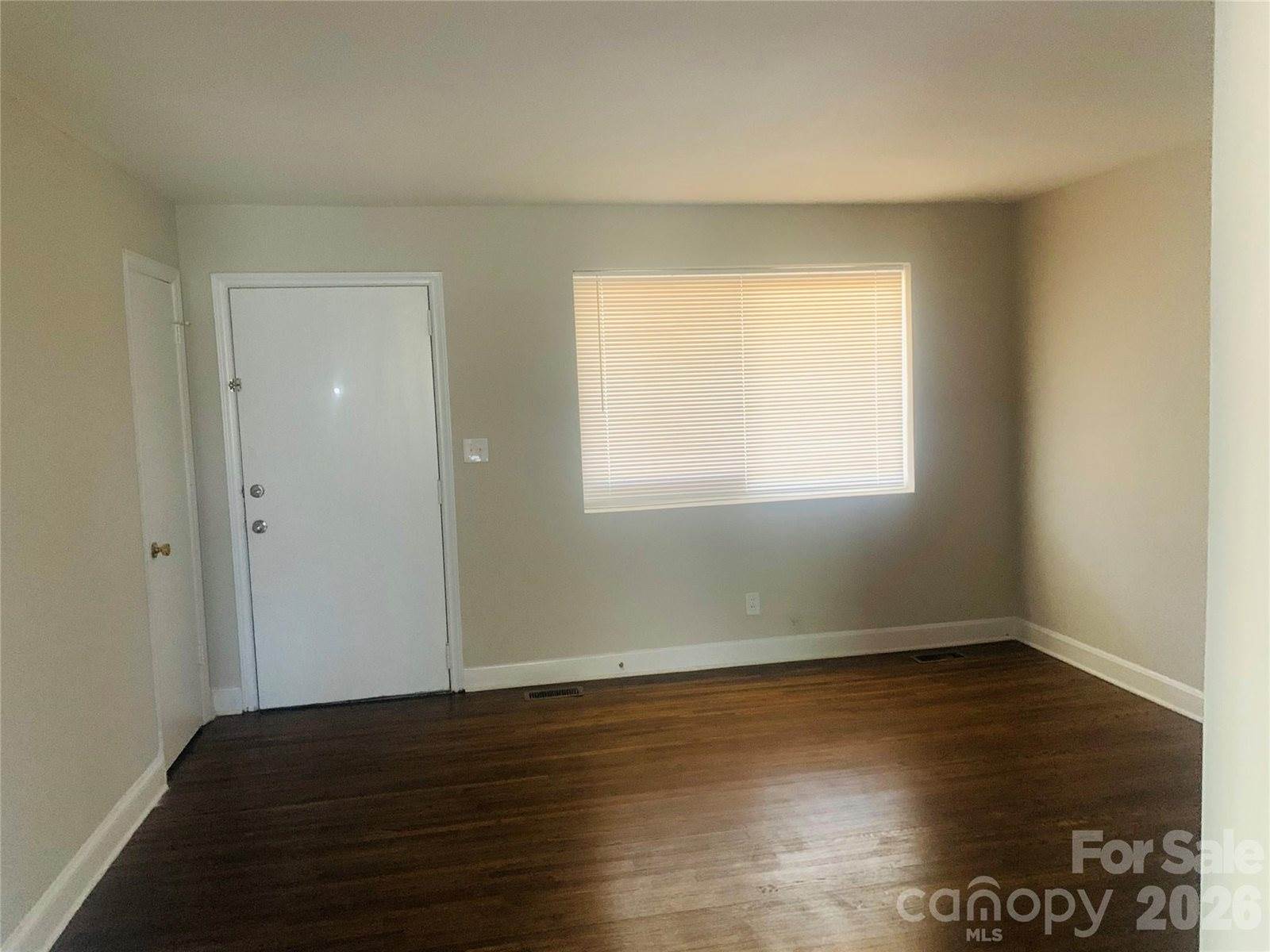 1211 Campus Street, Charlotte, NC 28216