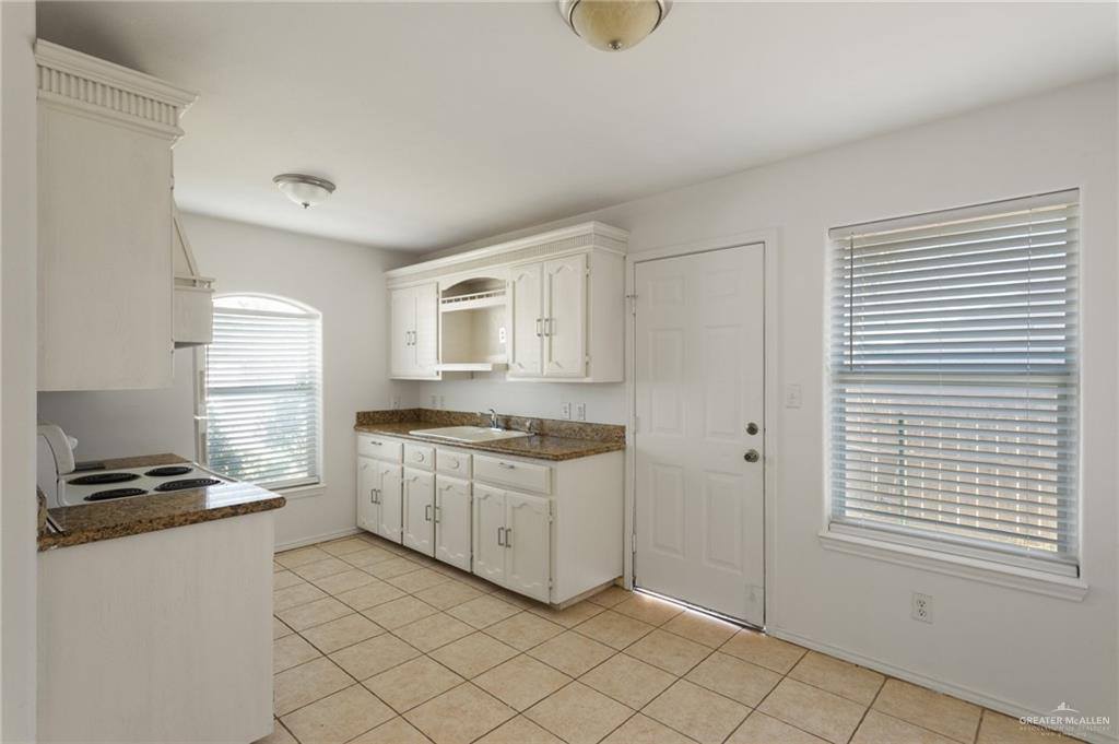 705 West Bronze Drive, #2, Pharr, TX 78577
