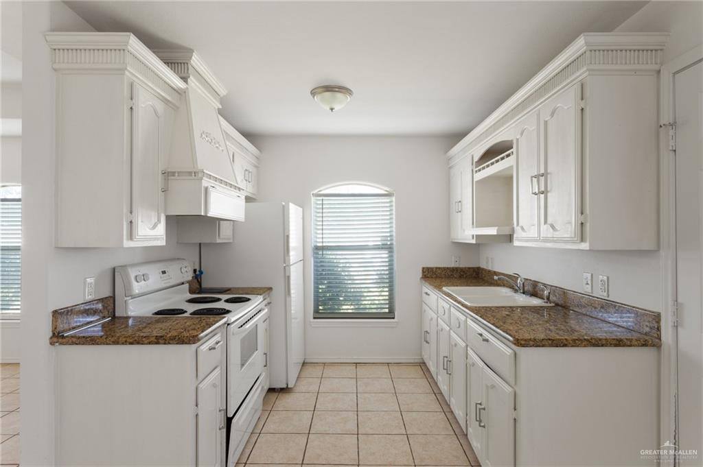 705 West Bronze Drive, #2, Pharr, TX 78577