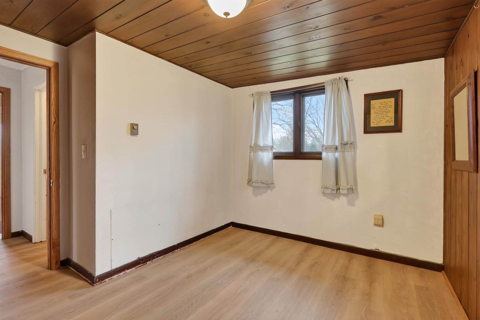 2011 Oak Street, Wisconsin Rapids, WI 54494