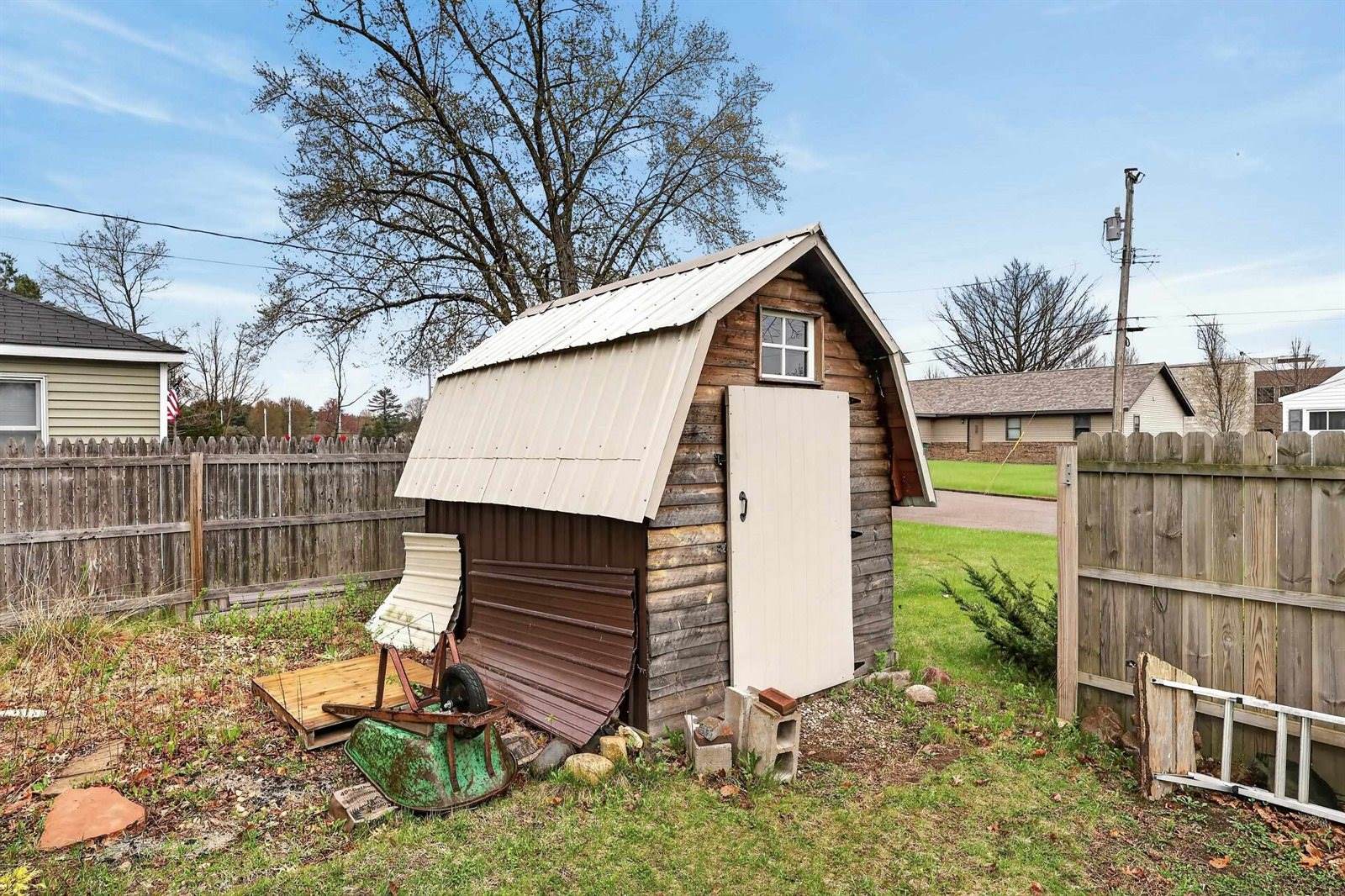 2011 Oak Street, Wisconsin Rapids, WI 54494