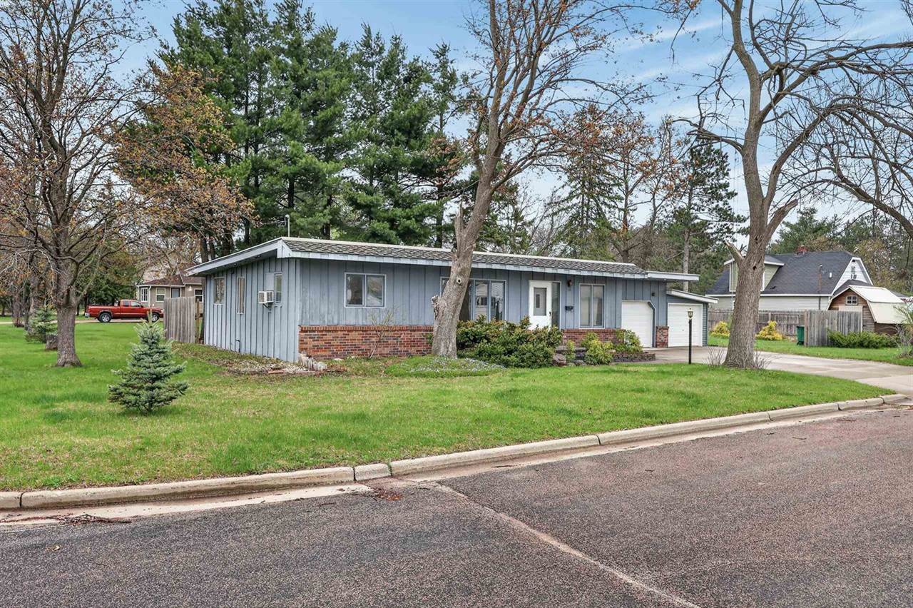 2011 Oak Street, Wisconsin Rapids, WI 54494