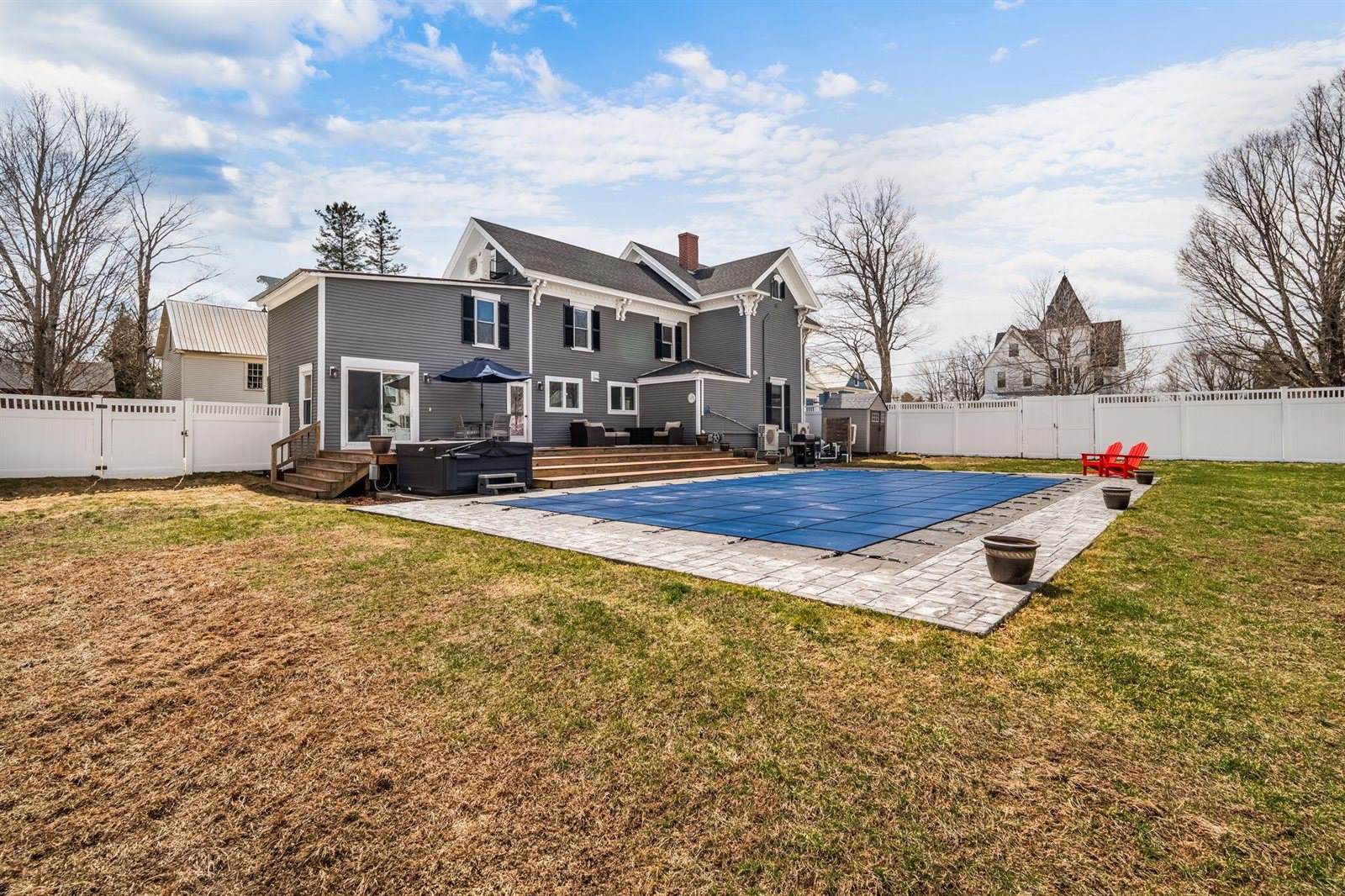 37 Spring Street, Dover-Foxcroft, ME 04426