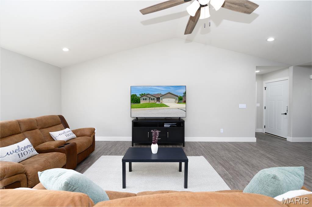 117 Paradise Street, Waynesville, MO 65583