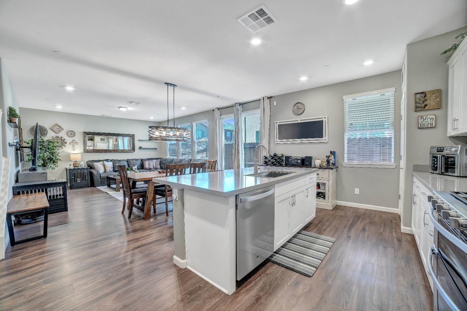10707 Piave Way, Stockton, CA 95209