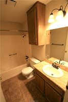 1008 Crestwood Drive, Bryan, TX 77801