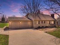 810 W Laird Street, Marshfield, WI 54449