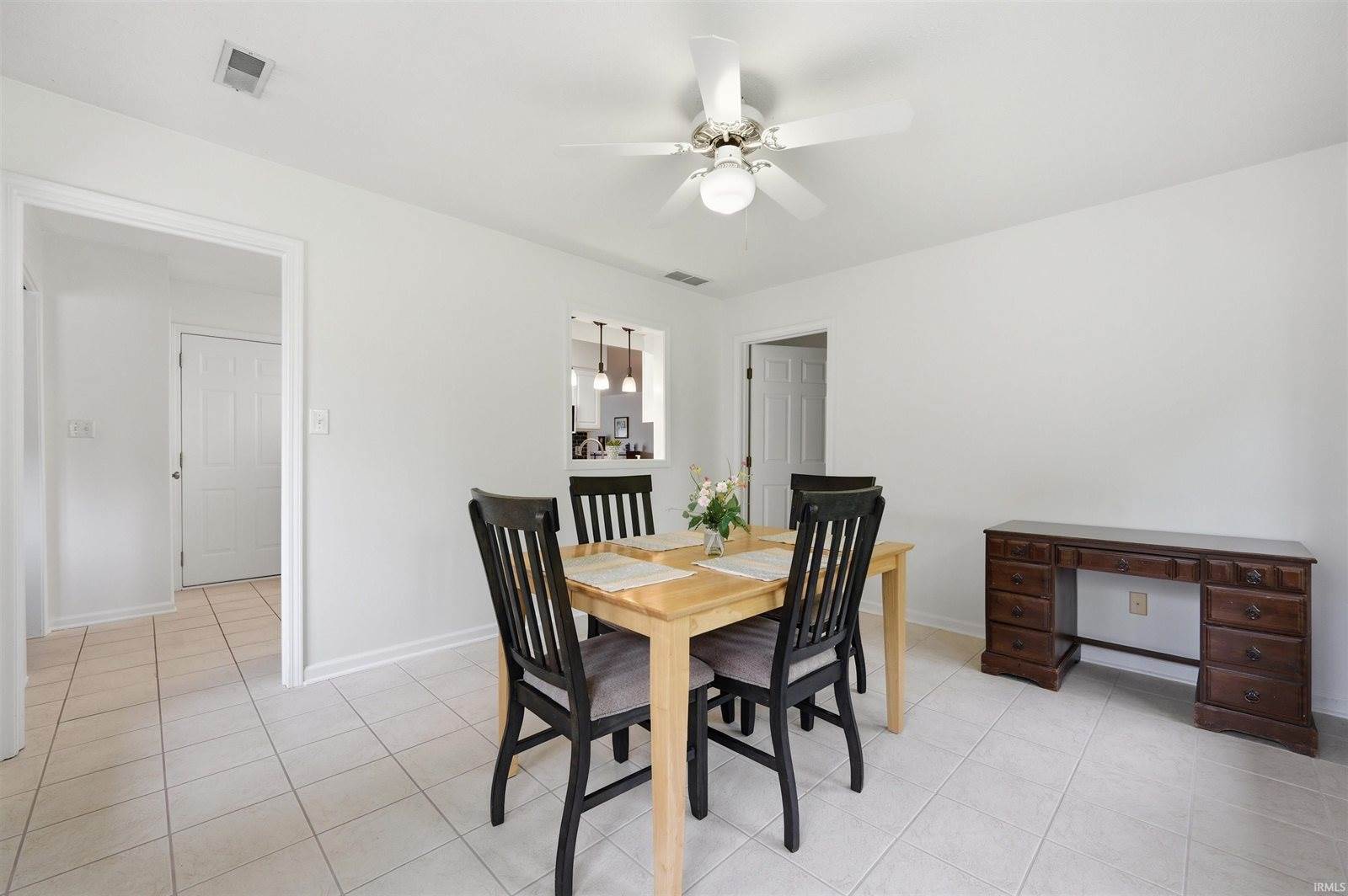212 Wakefield Drive, Anderson, IN 46013