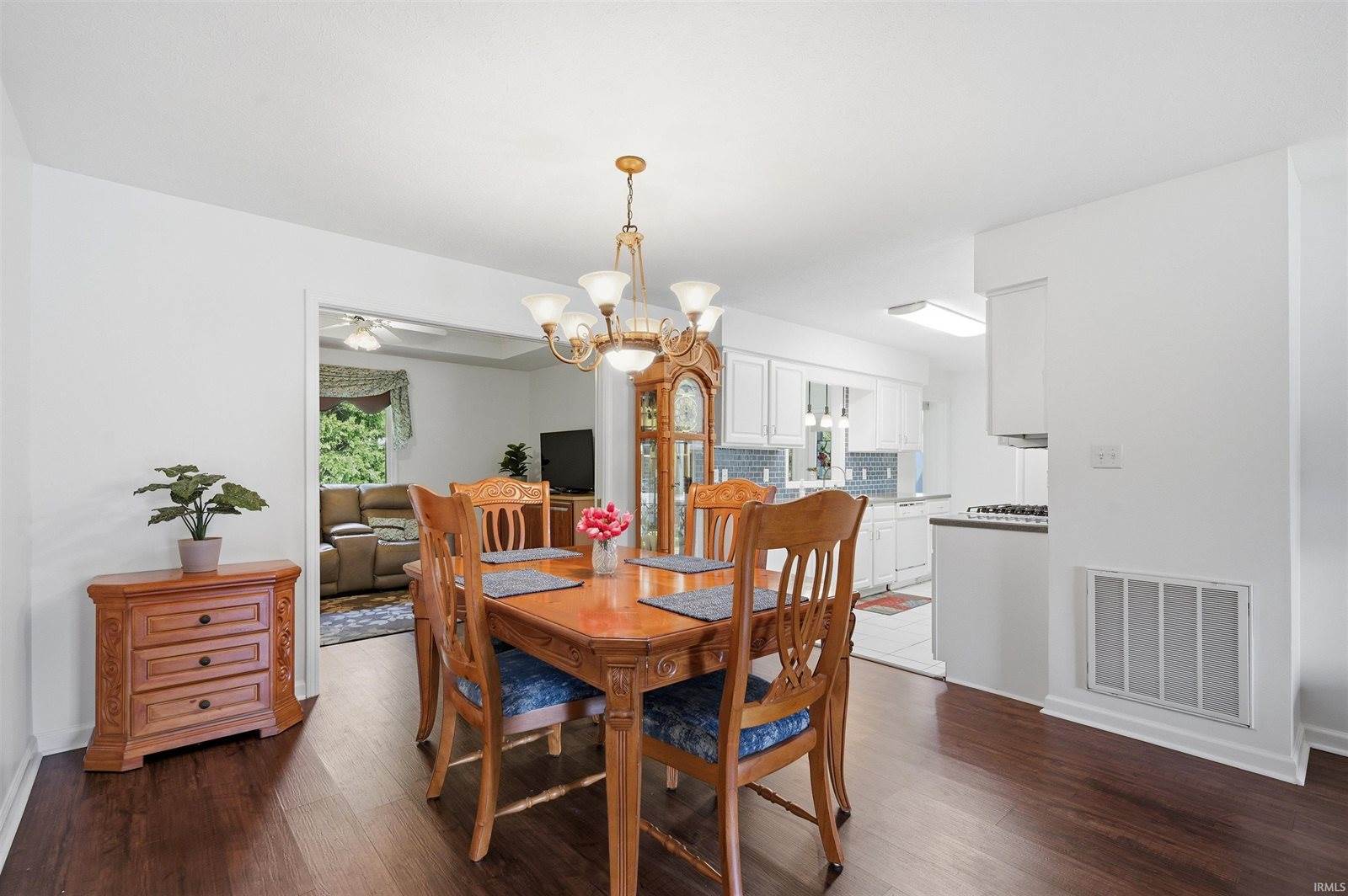 212 Wakefield Drive, Anderson, IN 46013