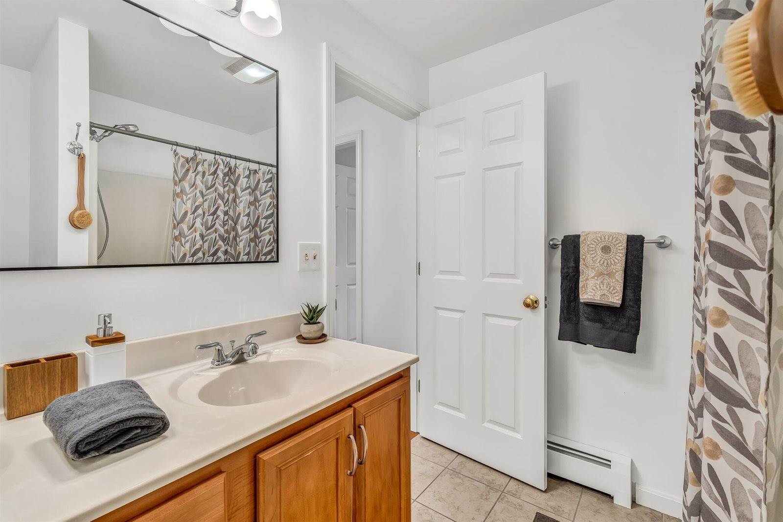 47 Fairways, Bangor, ME 04401