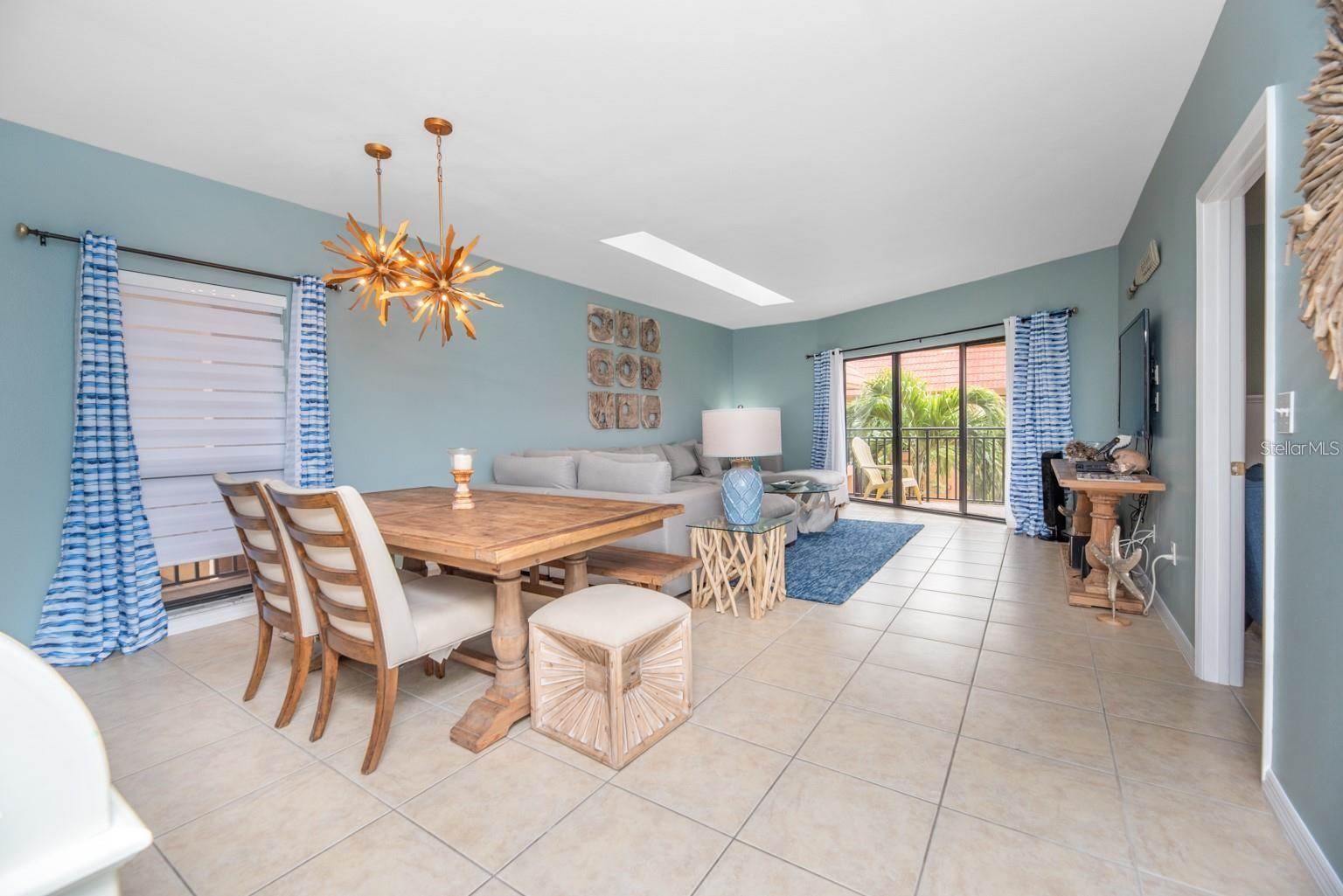 6006 Gulf Drive, Holmes Beach, FL 34217