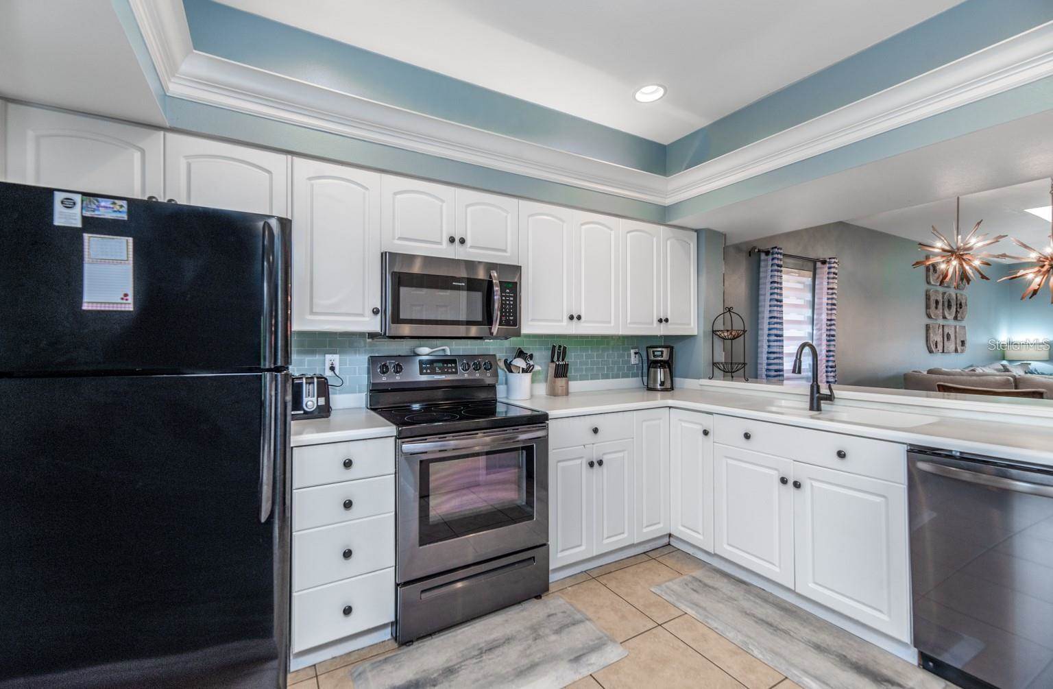 6006 Gulf Drive, Holmes Beach, FL 34217