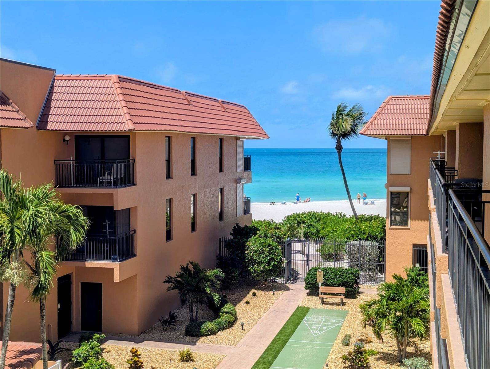 6006 Gulf Drive, Holmes Beach, FL 34217