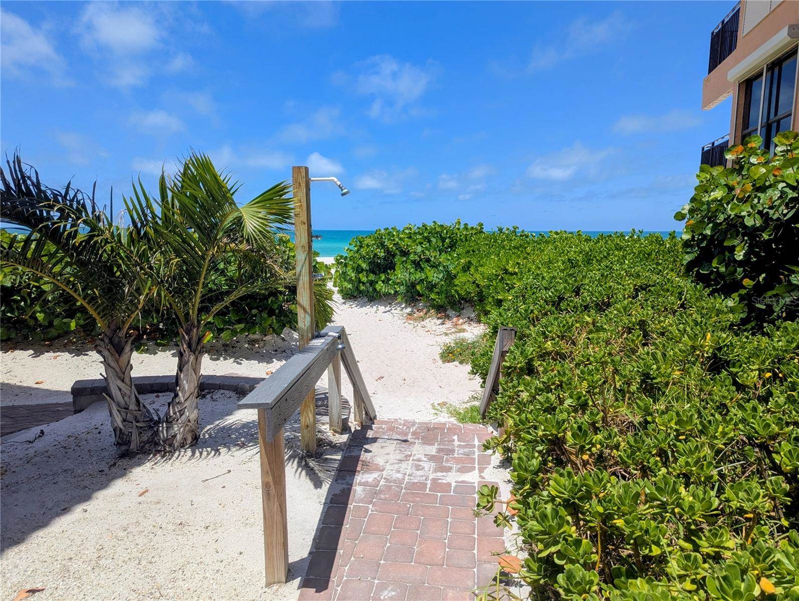 6006 Gulf Drive, Holmes Beach, FL 34217