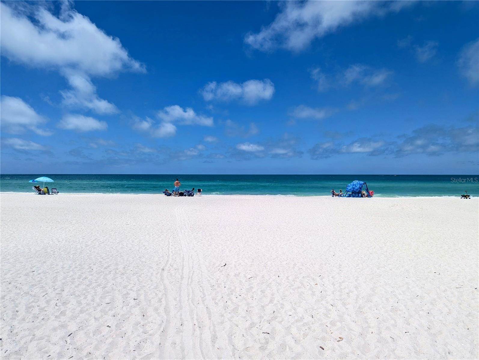 6006 Gulf Drive, Holmes Beach, FL 34217