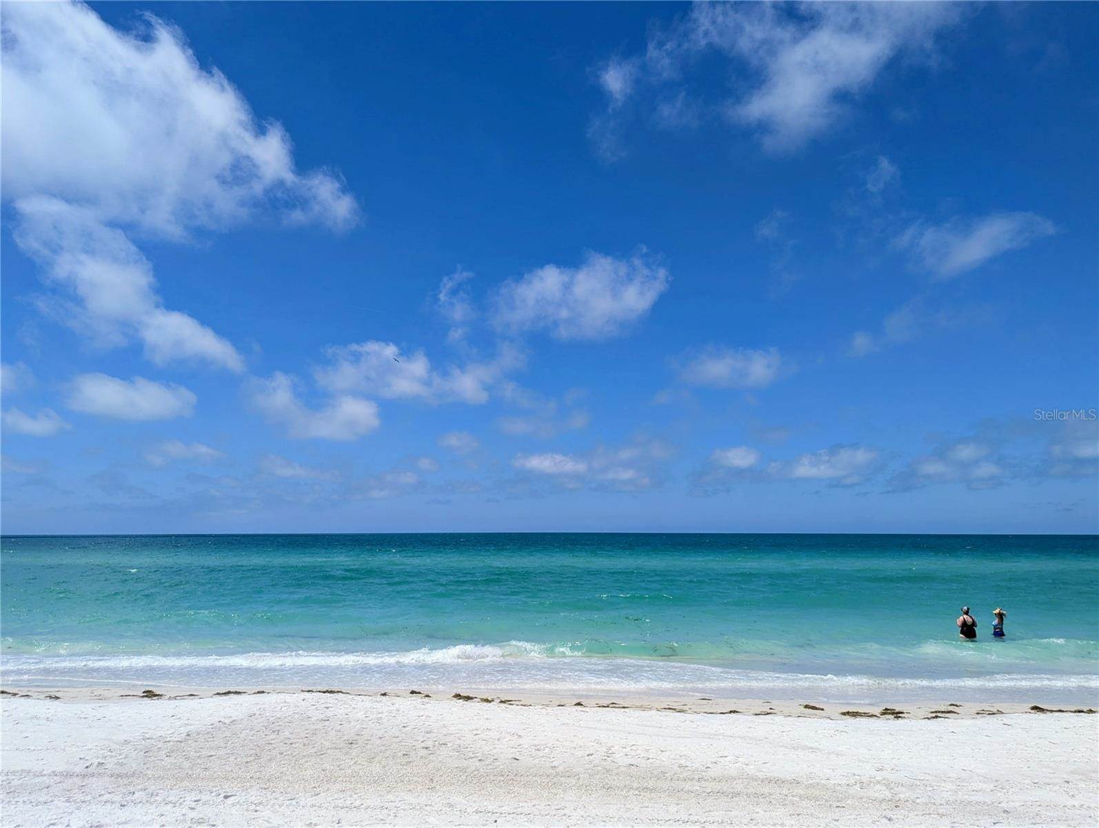 6006 Gulf Drive, Holmes Beach, FL 34217