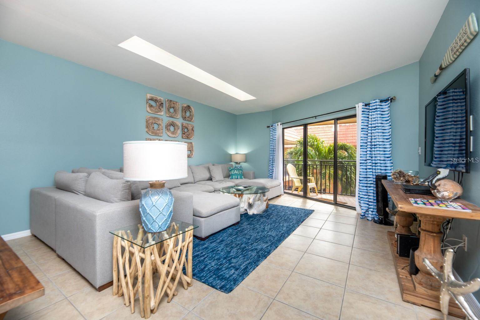 6006 Gulf Drive, Holmes Beach, FL 34217