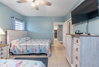 6006 Gulf Drive, Holmes Beach, FL 34217