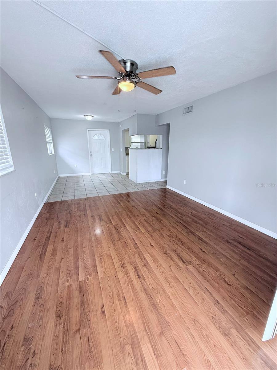 11705 3RD Street East, Treasure Island, FL 33706
