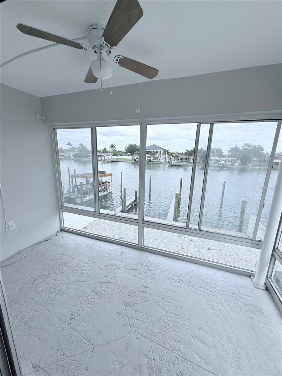11705 3RD Street East, Treasure Island, FL 33706