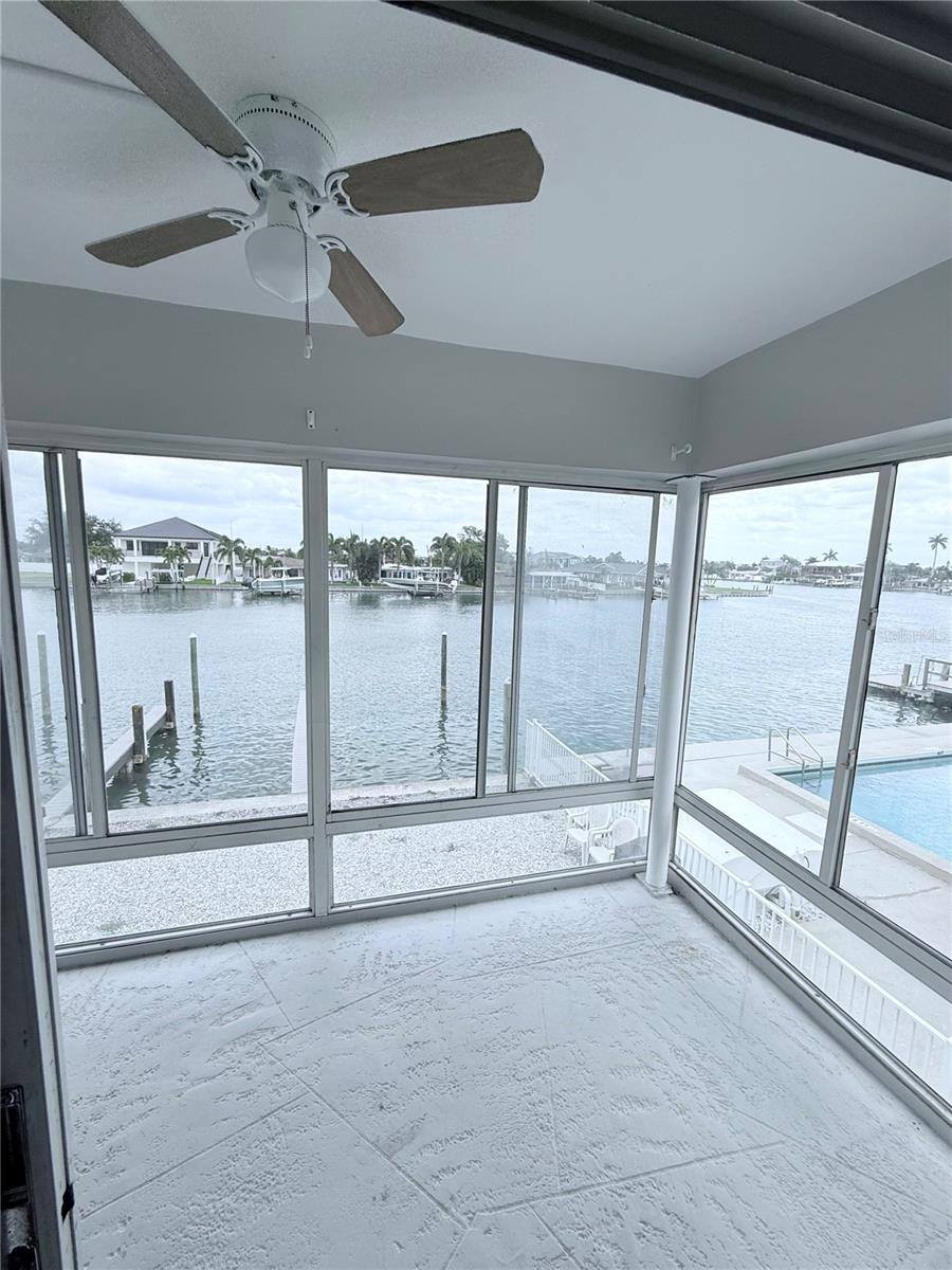 11705 3RD Street East, Treasure Island, FL 33706