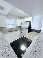 11705 3RD Street East, Treasure Island, FL 33706