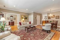 29 Schmidt Cir, Watchung Boro, NJ 07069