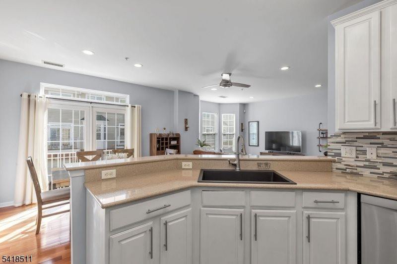 509 Deluca Rd, Belleville Township, NJ 07109