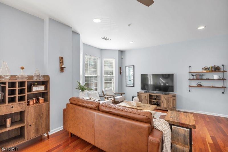 509 Deluca Rd, Belleville Township, NJ 07109
