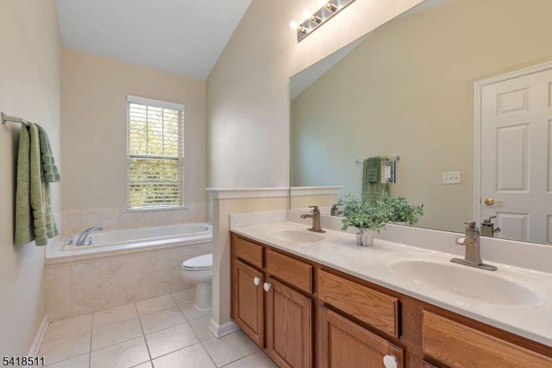 509 Deluca Rd, Belleville Township, NJ 07109