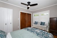 4345 Grand Avenue, Des Moines, IA 50312