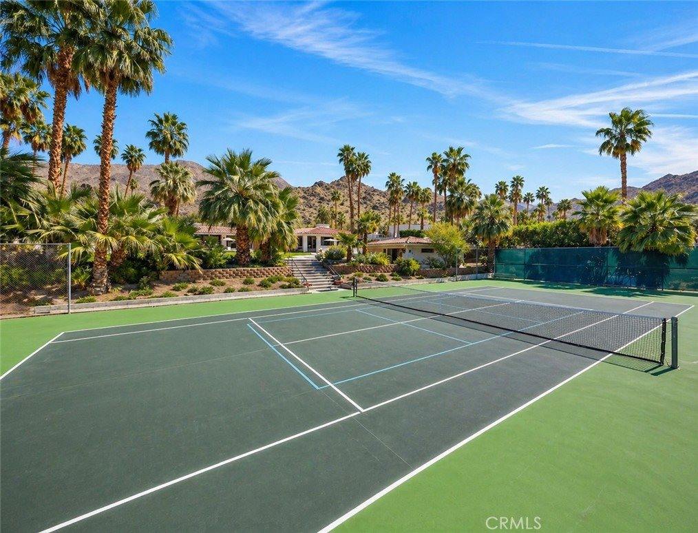 2801 North Los Felices East, Palm Springs, CA 92262