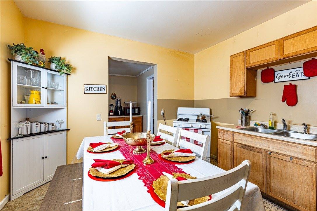 1123 Portland Avenue, Rochester, NY 14621
