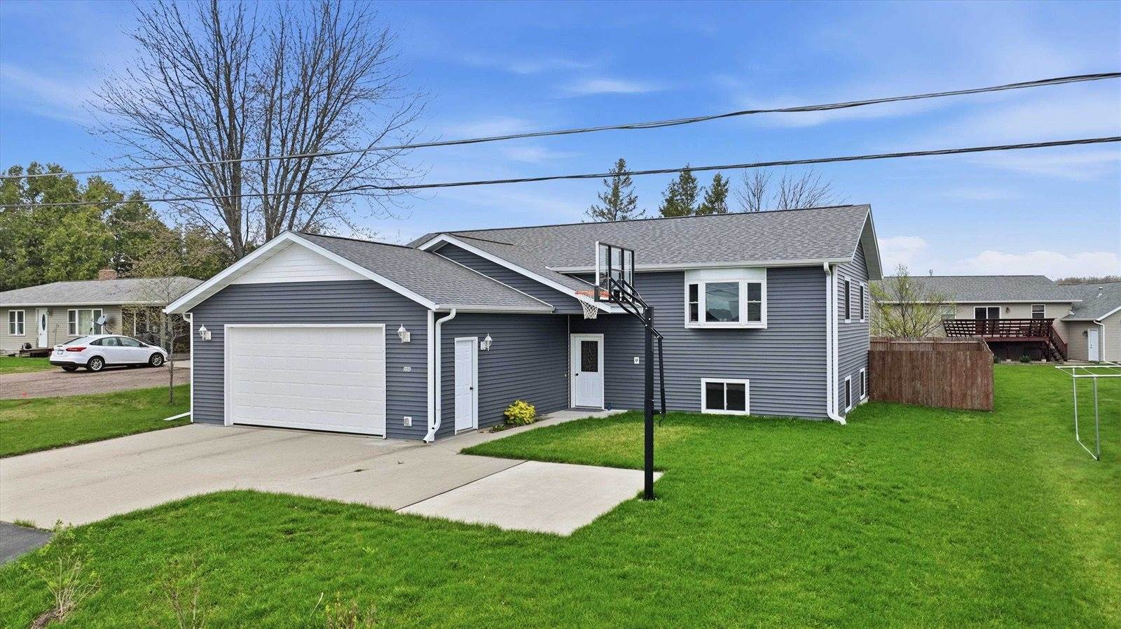 305 W 29th Street, Marshfield, WI 54449