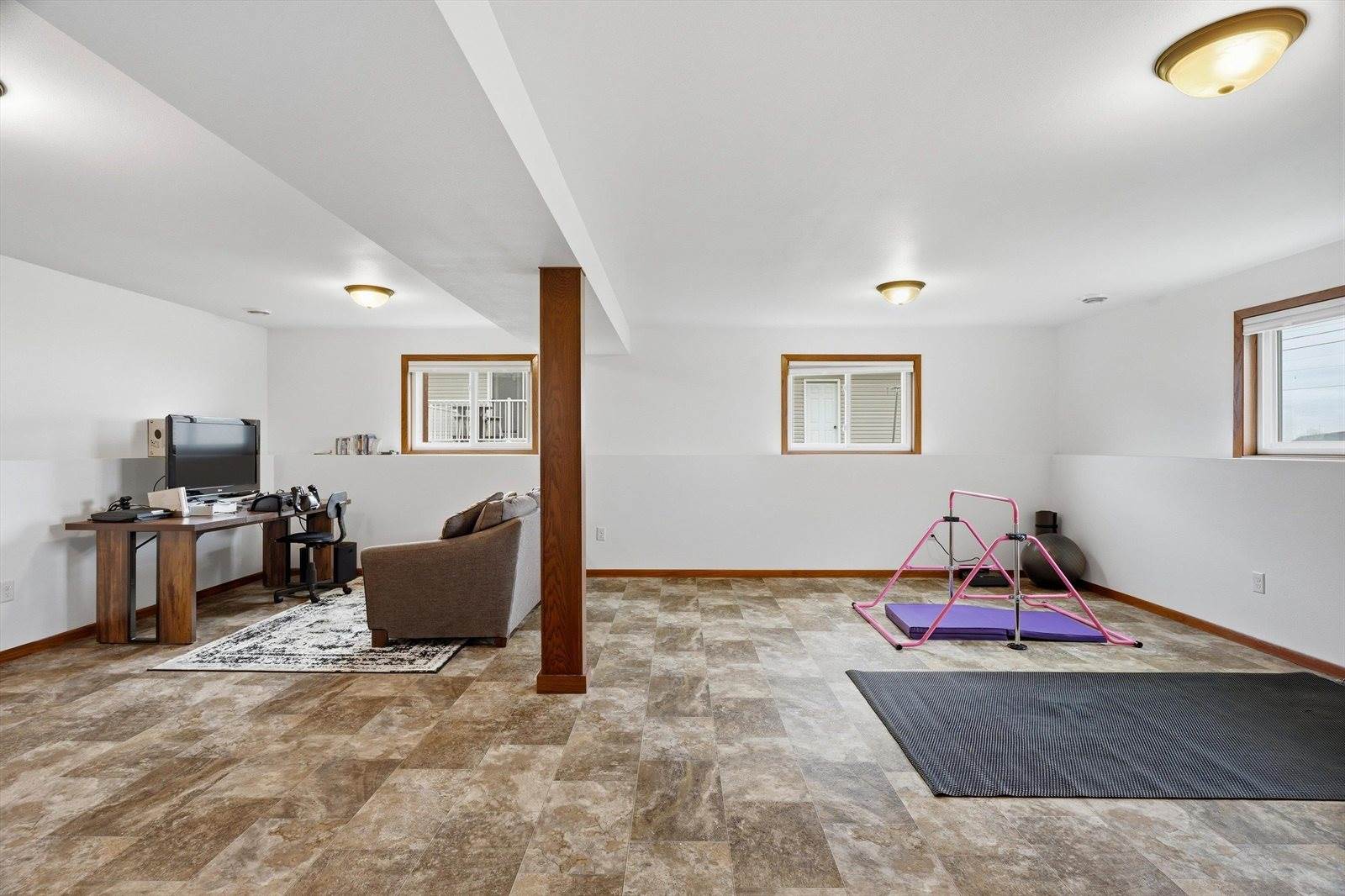 305 W 29th Street, Marshfield, WI 54449