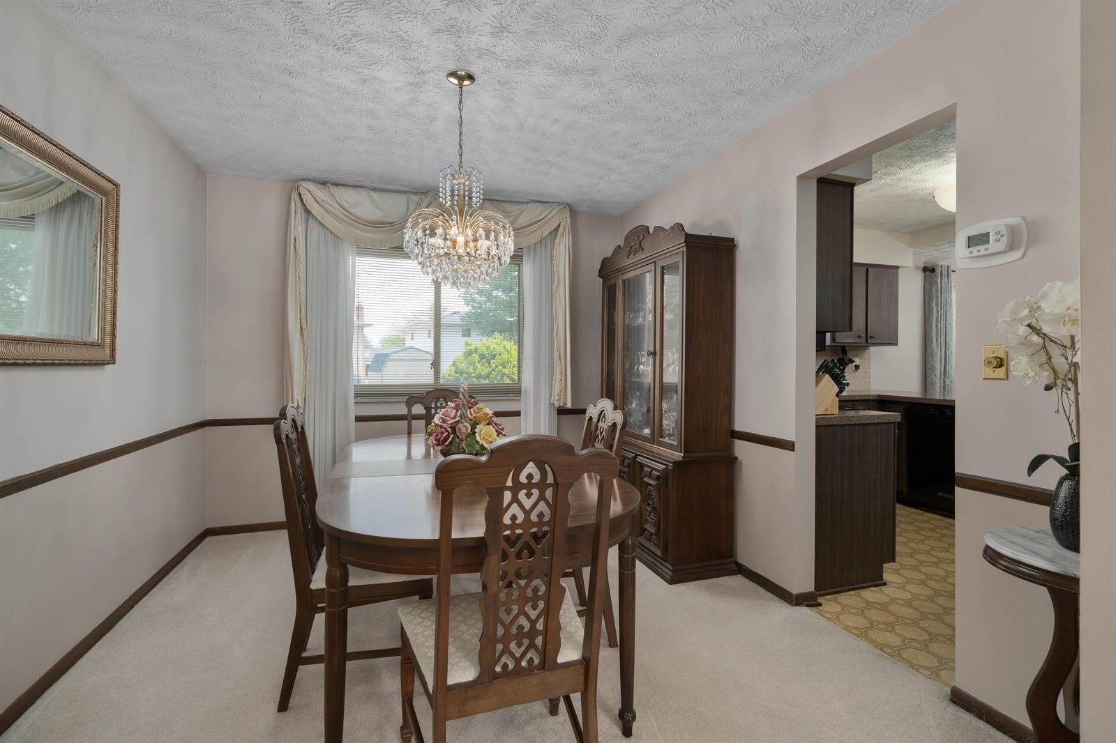 6898 Starfire Drive, Reynoldsburg, OH 43068