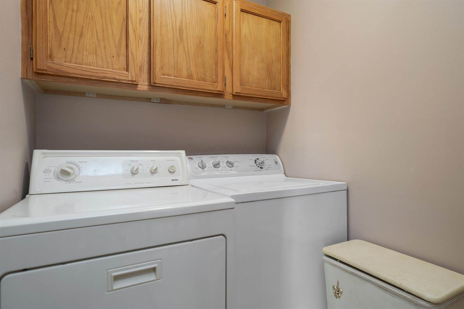 6898 Starfire Drive, Reynoldsburg, OH 43068