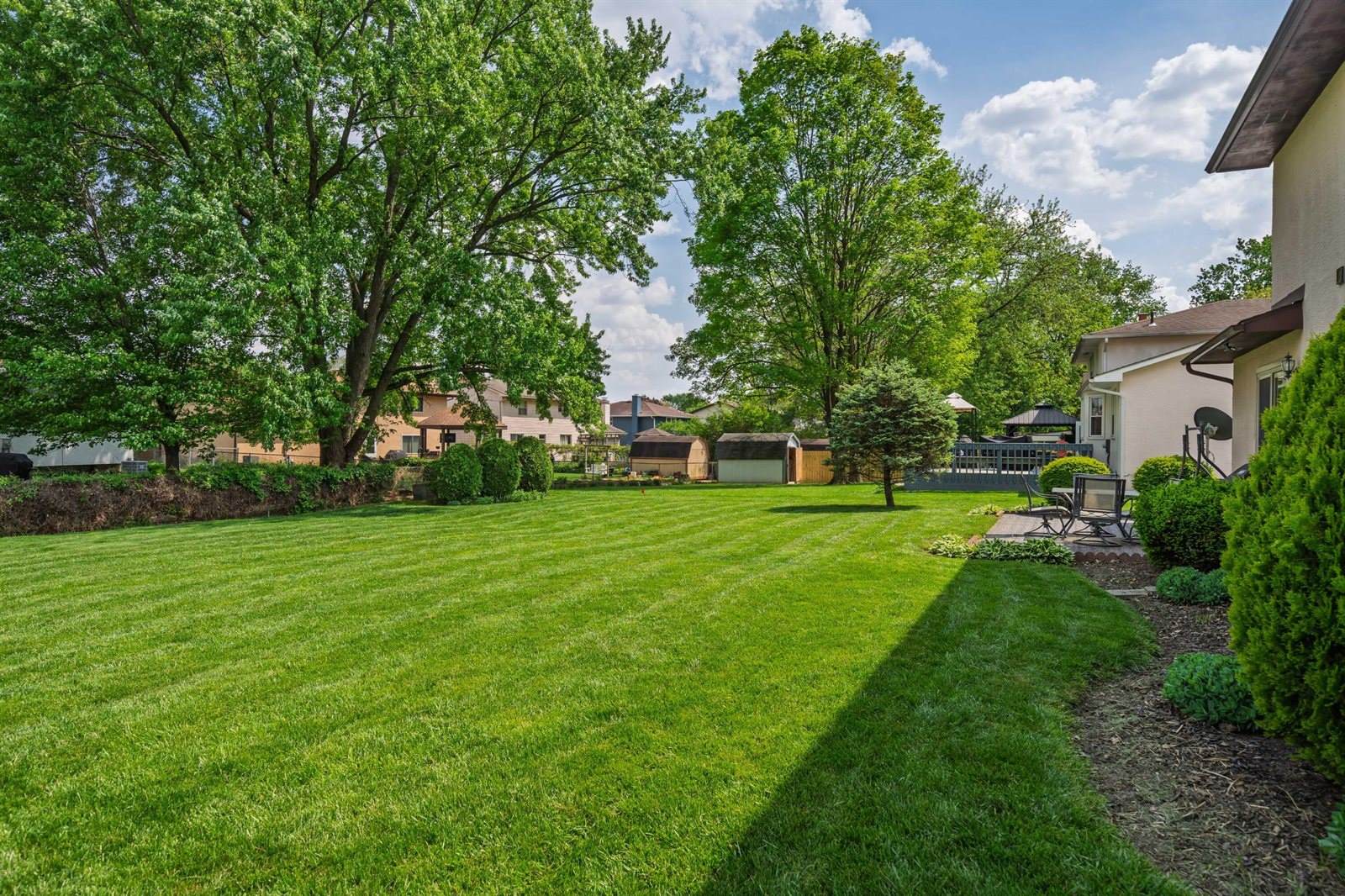 6898 Starfire Drive, Reynoldsburg, OH 43068