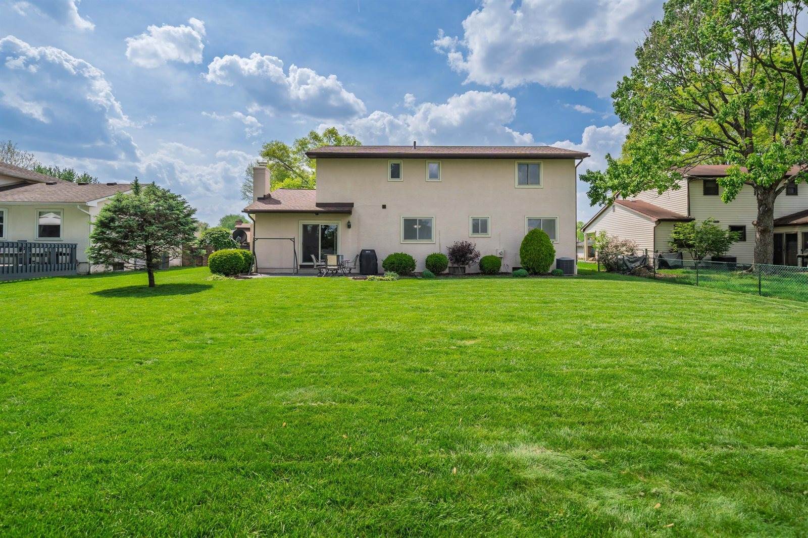 6898 Starfire Drive, Reynoldsburg, OH 43068