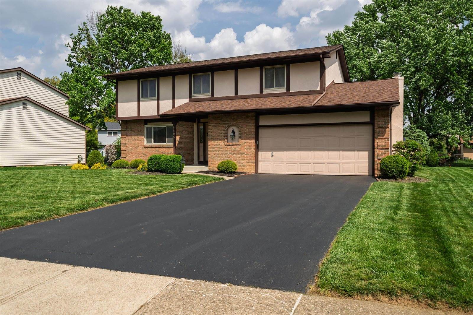 6898 Starfire Drive, Reynoldsburg, OH 43068