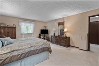 6898 Starfire Drive, Reynoldsburg, OH 43068